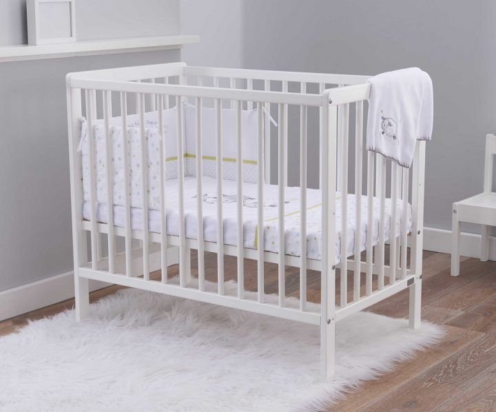 Counting Sheep Space Saver Cot Cot Bedding Set lifestyle 4